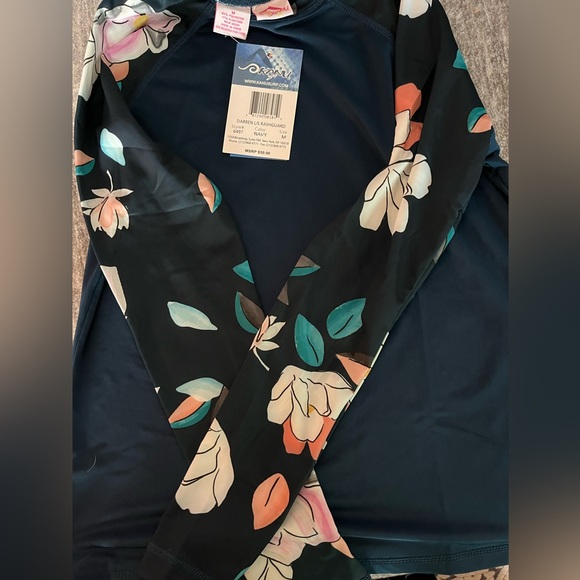 Kanu Surf Womens Keri Long-Sleeve Upf 50 Rashguard Size Medium NWT - Picture 6 of 6